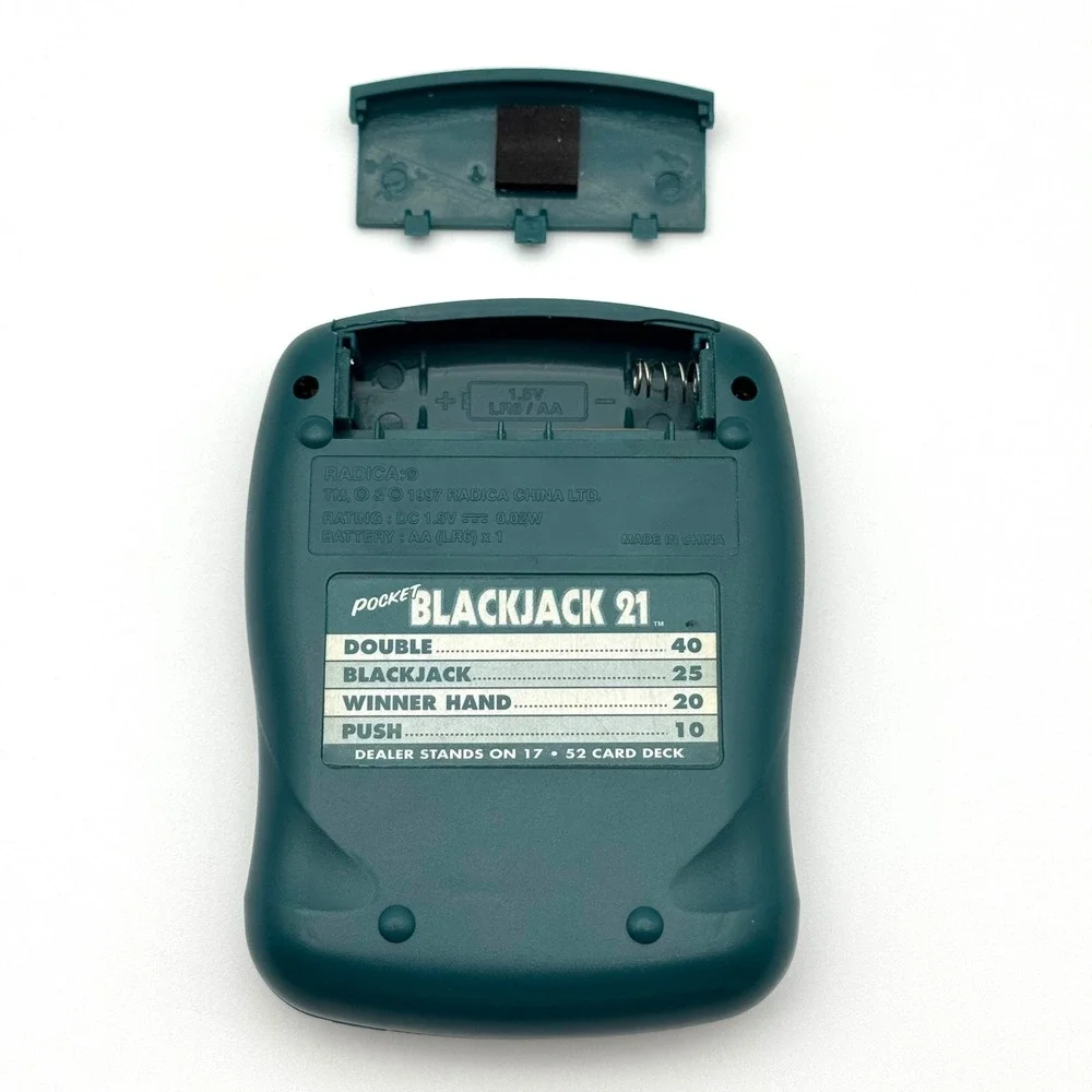 Pocket Blackjack 21 Handheld Electronic Game Radica Vintage 1996 Tested